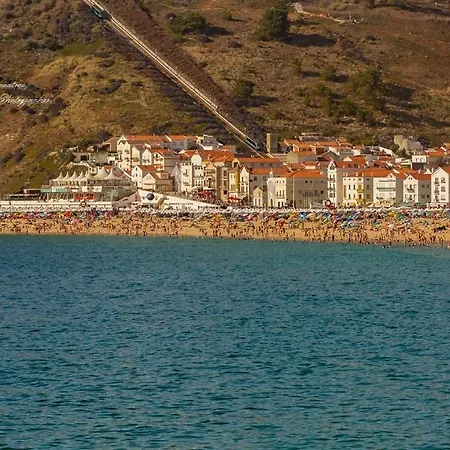 Ocean Dreams Daire Nazaré